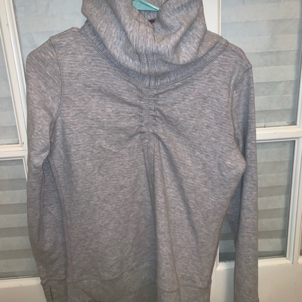 lululemon scruch hoodie